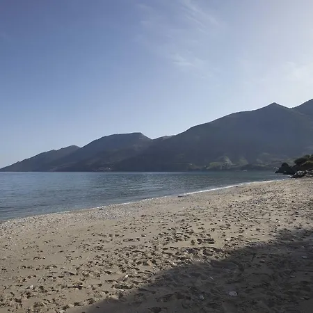 Kavoulakos 아파트 스카우테리언